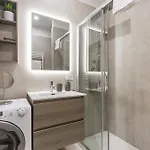 Regina24 Luxury - Elegante A Porta Venezia, 5 Min Dalla Metro Апартаменты *
