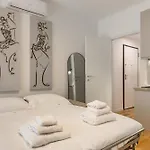 Regina24 Luxury - Elegante A Porta Venezia, 5 Min Dalla Metro * Милан