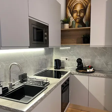 Regina24 Luxury - Elegante A Porta Venezia, 5 Min Dalla Metro Apartamento *