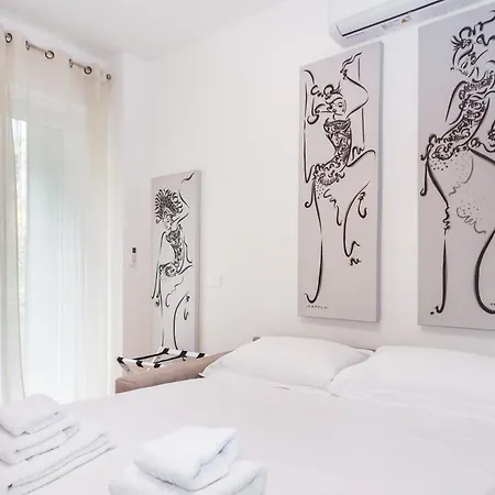 Regina24 Luxury - Elegante A Porta Venezia, 5 Min Dalla Metro Apartamento Milán
