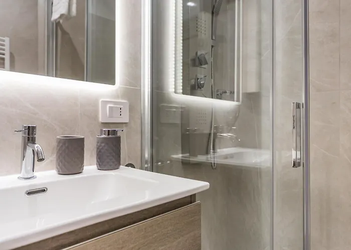شقة Regina24 Luxury - Elegante A Porta Venezia, 5 Min Dalla Metro